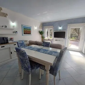 https://casa-tra-gli-olivi.hotelinveneto.com